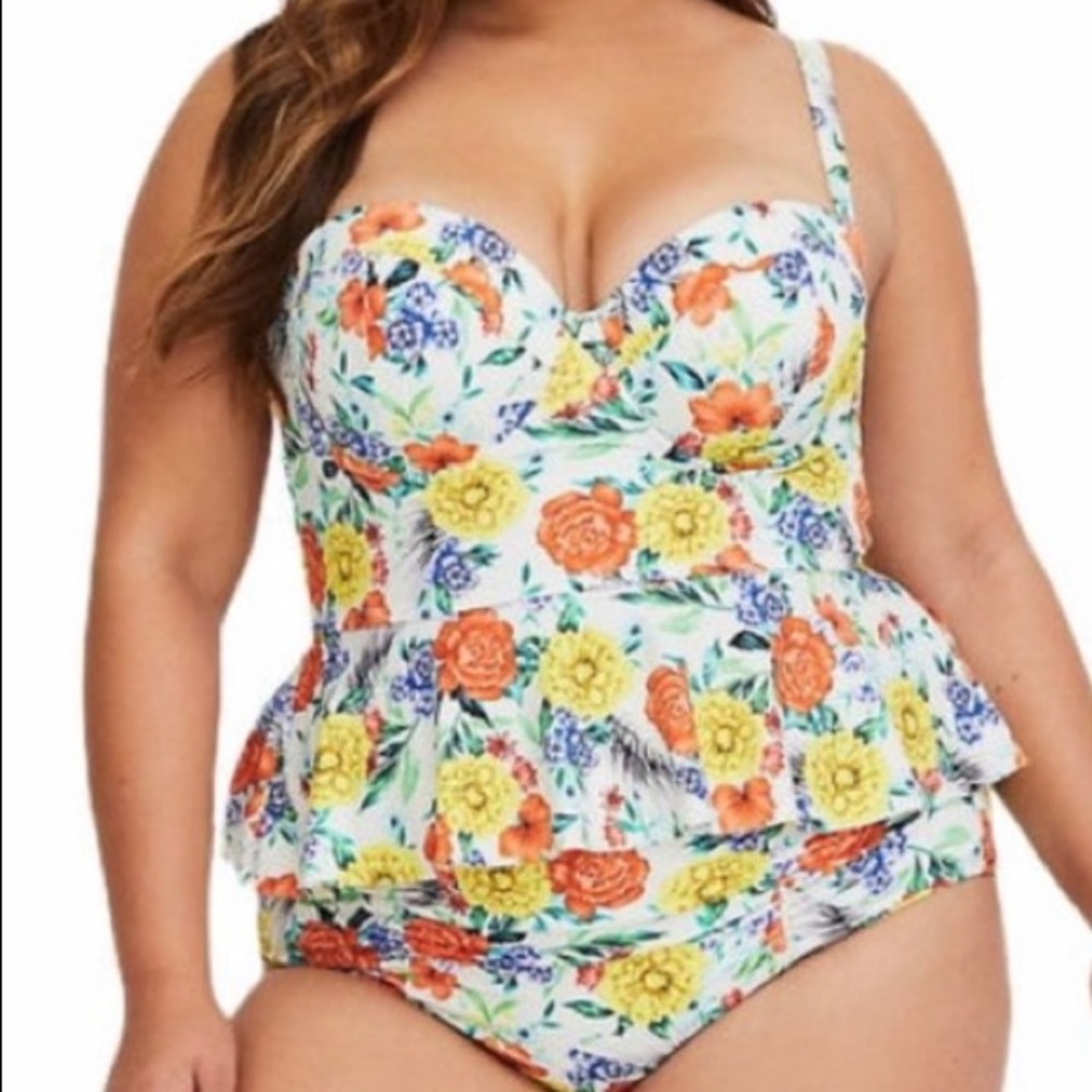 TORRID Midkini PEPLUM Convertible Swim Top 2X